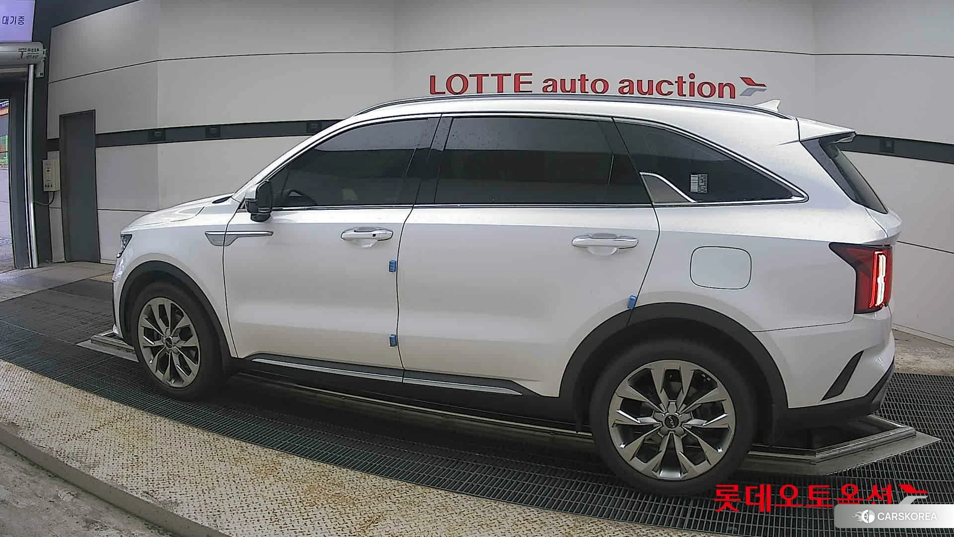 Kia Sorento 2022 Snow White Pearl (optional) из Кореи, фото 2