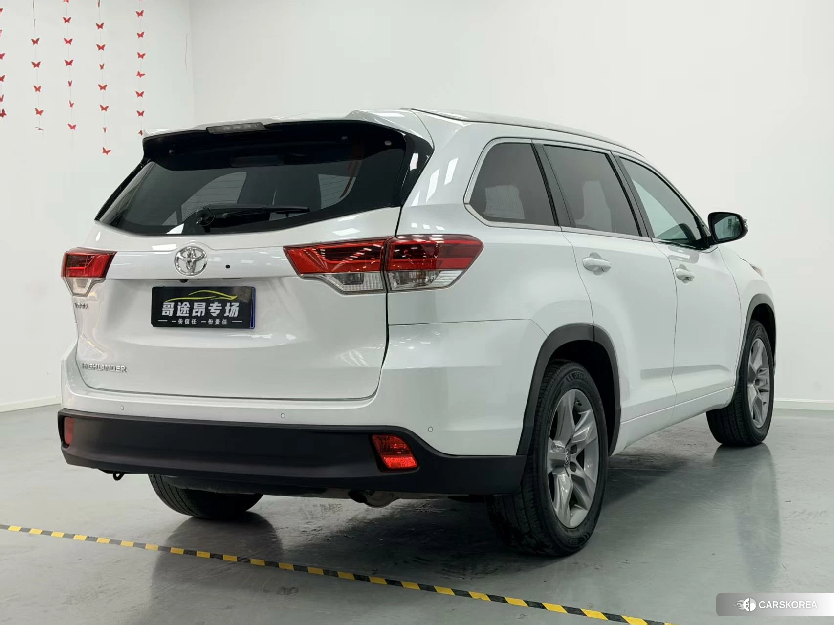Toyota Highlander 2021 Белый из Китая, фото 2