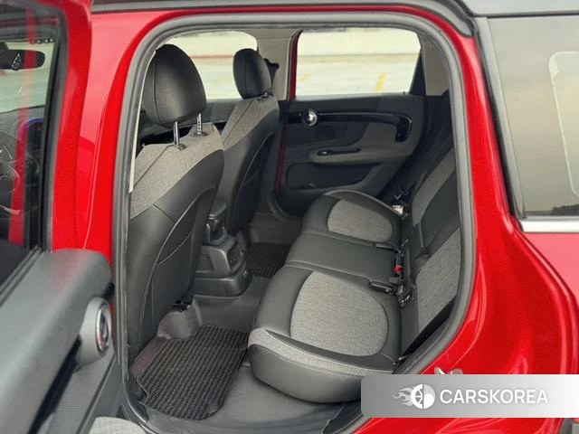 MINI COUNTRYMAN 2020 Красный из Китая, фото 2