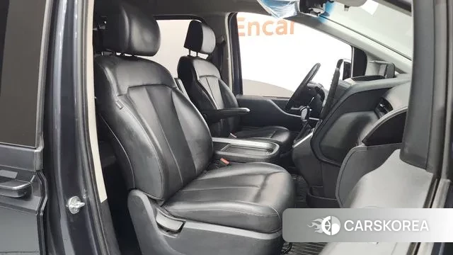 Hyundai Staria 2022 Серый из Кореи, фото 2