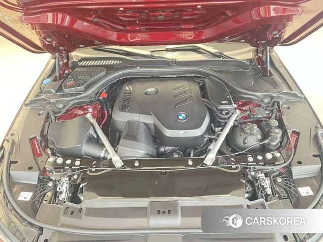BMW 5 series 2025 Красный из Китая, фото 2