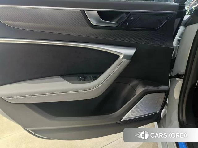Audi A7L 2024 Другой из Китая, фото 2