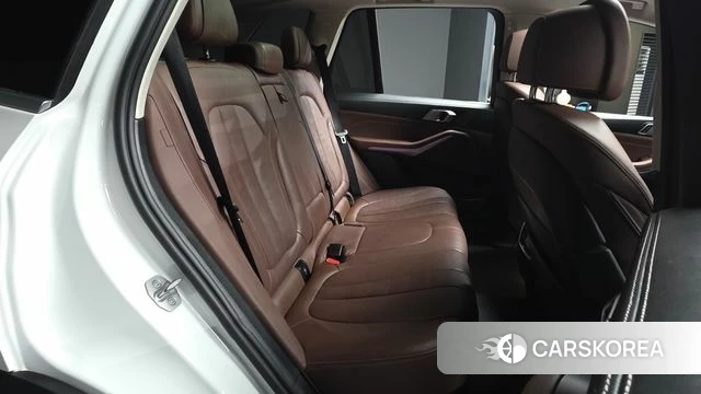 BMW X5 (G05) 2021 Белый из Кореи, фото 2