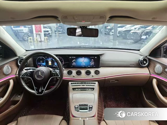 Mercedes-Benz E-class 2022 Черный из Китая, фото 2