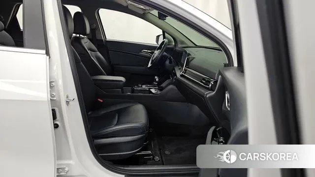 Kia Sportage 5th Generation 2022 Белый из Кореи, фото 2