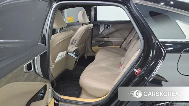 Kia K8 Hybrid 2023 Черный из Кореи, фото 2