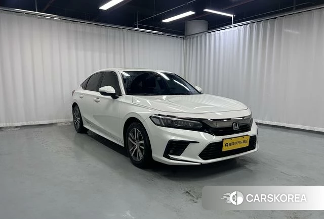 Honda Civic 2023 Белый из Китая, фото 2