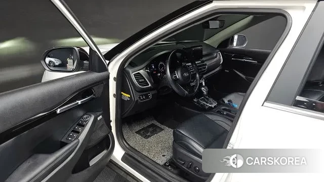 Kia Seltos 2019 Белый из Кореи, фото 2