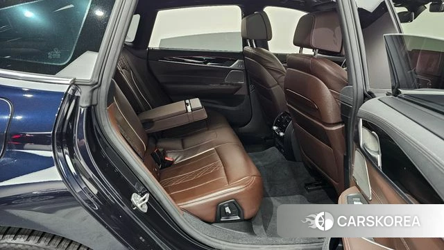 BMW 6 Series GT (G32) 2021 Черный из Кореи, фото 2