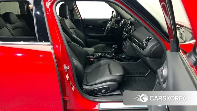 Mini Cooper Clubman 2019 Красный из Кореи, фото 2