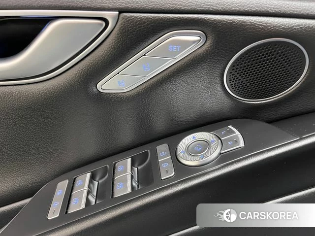 Genesis G80 (RG3) 2022 Черный из Кореи, фото 2