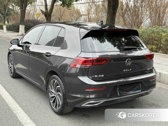Volkswagen Golf 2023 Черный из Китая, фото 2