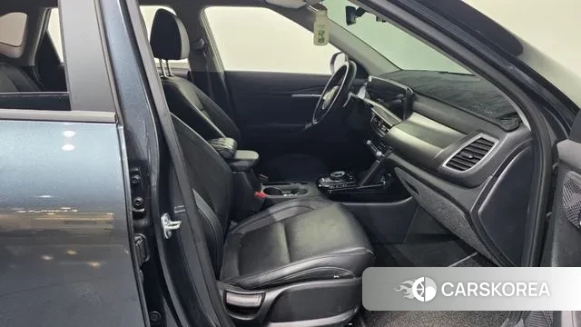 Kia The New Seltos 2023 Серый из Кореи, фото 2