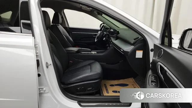 Hyundai Sonata D Edge Hybrid (DN8) 2024 Белый из Кореи, фото 2