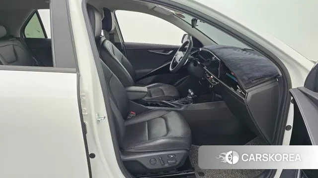 Kia Di Ol Nu Niro 2022 Белый из Кореи, фото 2