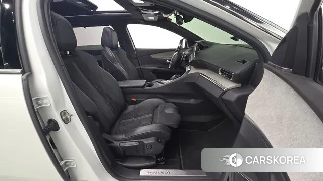 Peugeot 5008 second generation 2019 Белый из Кореи, фото 2
