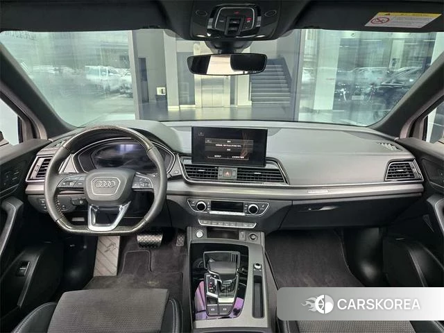 Audi Q5L Sportback 2023 Черный из Китая, фото 2