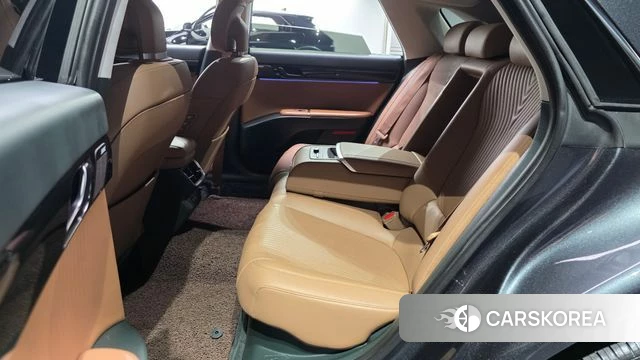 Hyundai Grandeur Hybrid (GN7) 2023 Черный из Кореи, фото 2