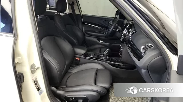 Mini Cooper Clubman 2021 Жемчужный цвет из Кореи, фото 2