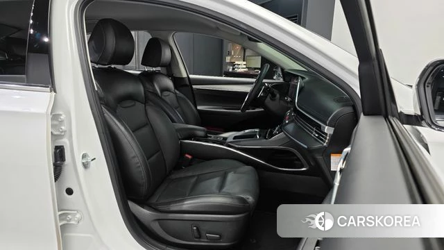Hyundai The New Grandeur IG Hybrid 2021 Белый из Кореи, фото 2