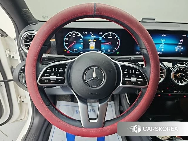 Mercedes-Benz A-Class W177 2022 Белый из Кореи, фото 2