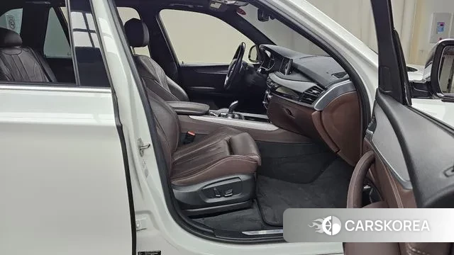 BMW X5 (F15) 2018 Белый из Кореи, фото 2