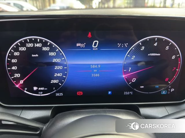 Mercedes-Benz GLC 2024 Черный из Китая, фото 2