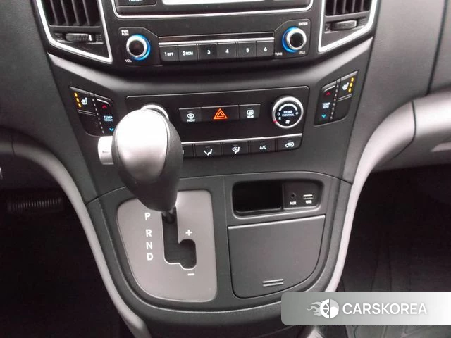 Hyundai The New Grand Starex 2018 Черный из Кореи, фото 2