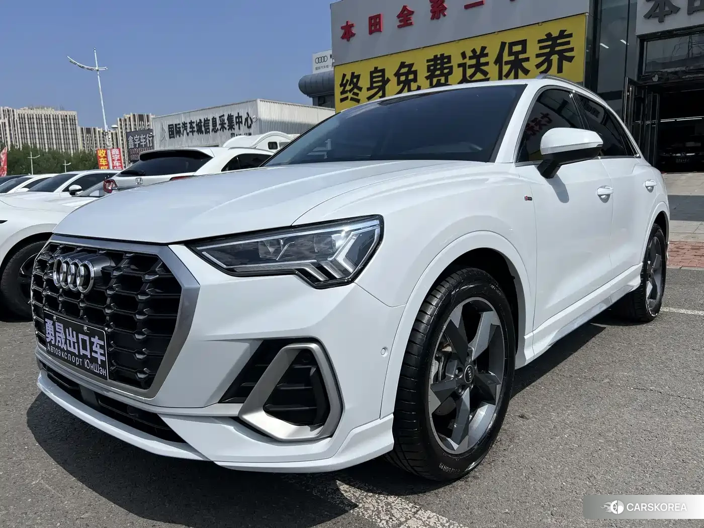 Audi Q3 2022 Белый из Китая, фото 2