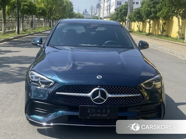 Mercedes-Benz Class C 2025 Зеленый из Китая, фото 2