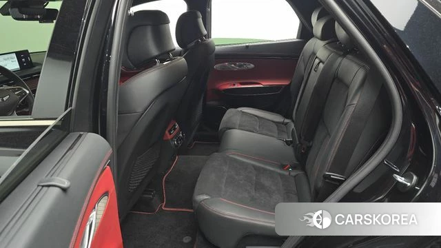 Genesis GV70 2023 Черный из Кореи, фото 2