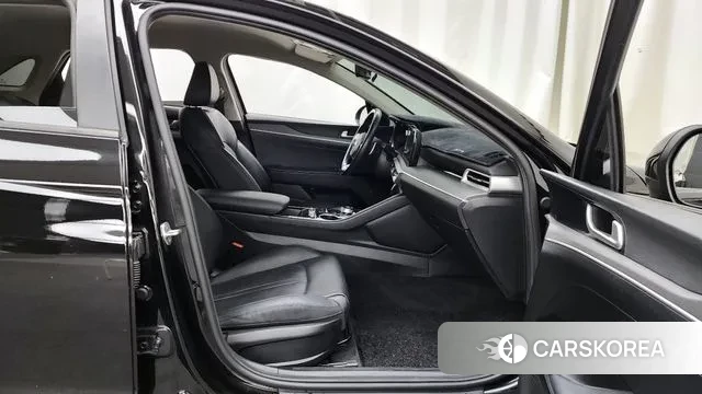 Kia K5 3rd generation 2021 Черный из Кореи, фото 2