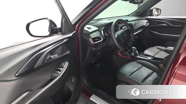 Chevrolet (GM Daewoo) Trailblazer 2023 Красный из Кореи, фото 2