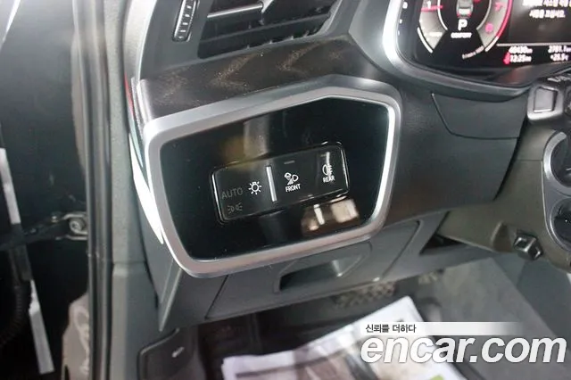 Audi A6 (C8) 2023 Черный из Кореи, фото 2