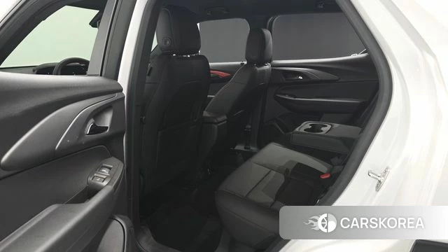 Chevrolet (GM Daewoo) The New Trail Blazer 2024 Белый из Кореи, фото 2