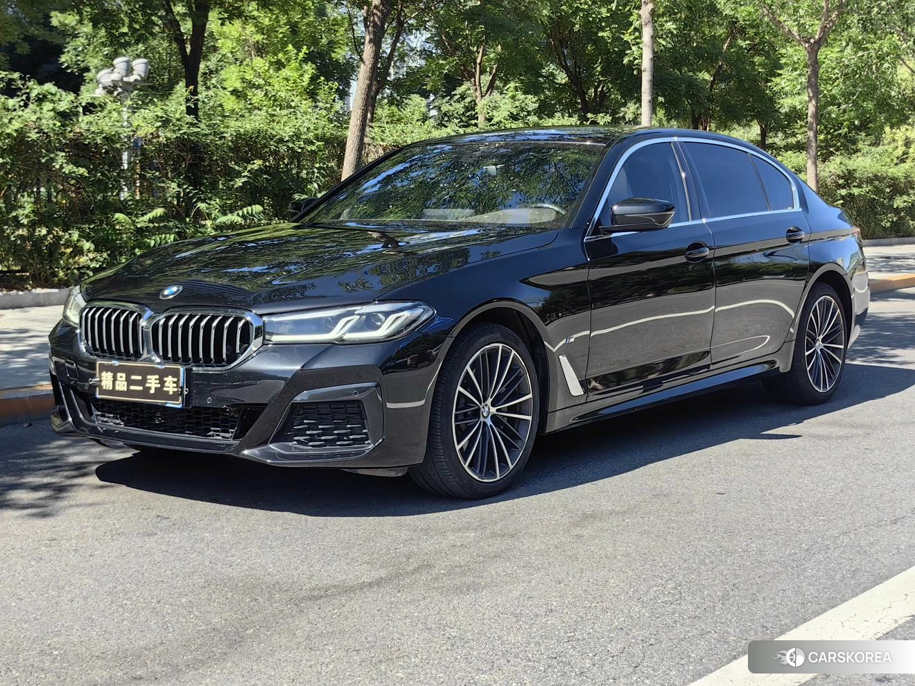 BMW 5 series 2021 Черный из Китая, фото 2