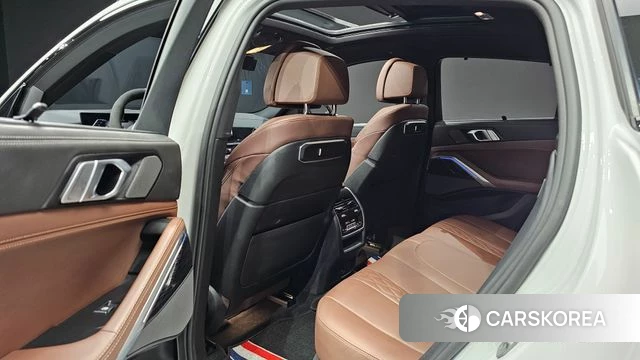 BMW X6 (G06) 2024 Белый из Кореи, фото 2