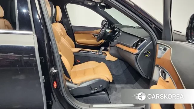 Volvo XC90 second Generation 2018 Черный из Кореи, фото 2