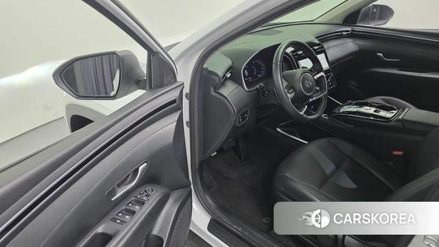 Hyundai Tucson (NX4) 2021 Белый из Кореи, фото 2