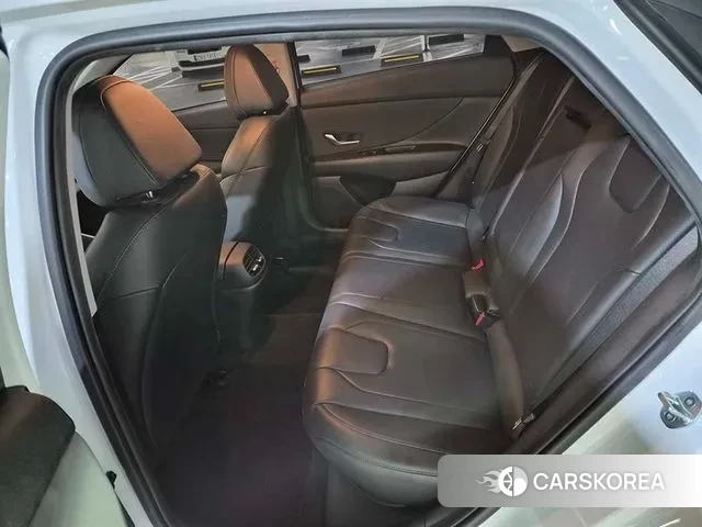 Hyundai Avante (CN7) 2022 Белый из Кореи, фото 2