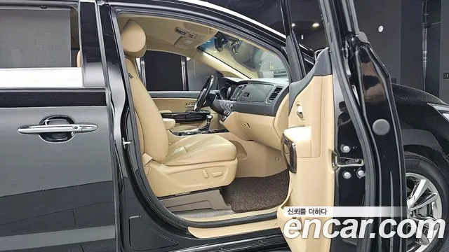 Kia The New Carnival 2020 Черный из Кореи, фото 2