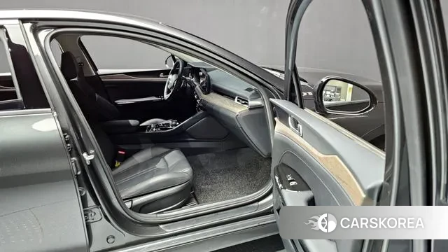 Kia K5 3rd generation 2023 Серый из Кореи, фото 2