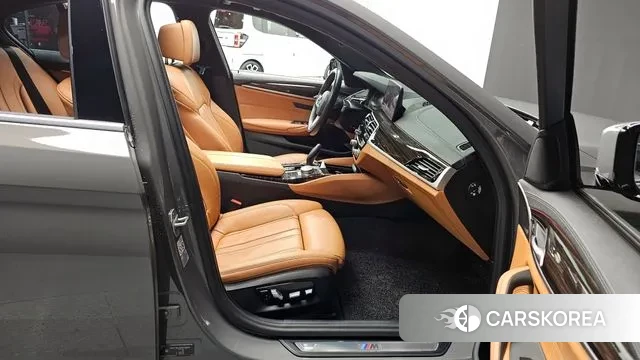 BMW 5 Series (G30) 2020 Серый из Кореи, фото 2