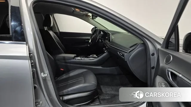 Hyundai Sonata (DN8) 2020 Серебристо-серый из Кореи, фото 2