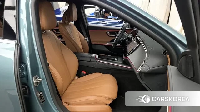 Mercedes-Benz E-Class W214 2025 Синий нефрит из Кореи, фото 2