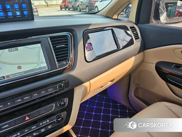 Kia The New Carnival 2018 Белый из Кореи, фото 2