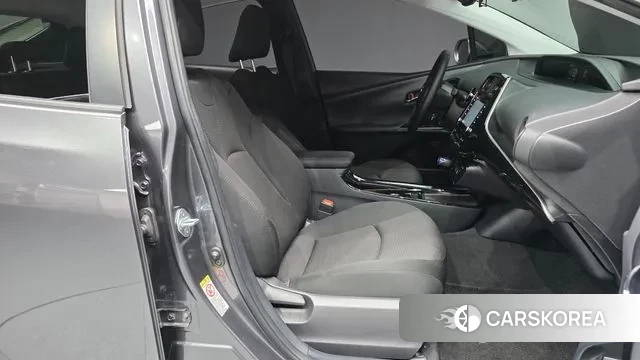 Toyota Prius 4th Generation 2020 Серый из Кореи, фото 2