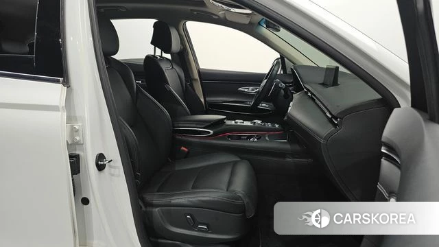 Genesis GV70 2024 Белый из Кореи, фото 2