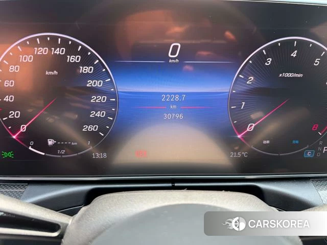 Mercedes-Benz Class C 2024 Белый из Китая, фото 2