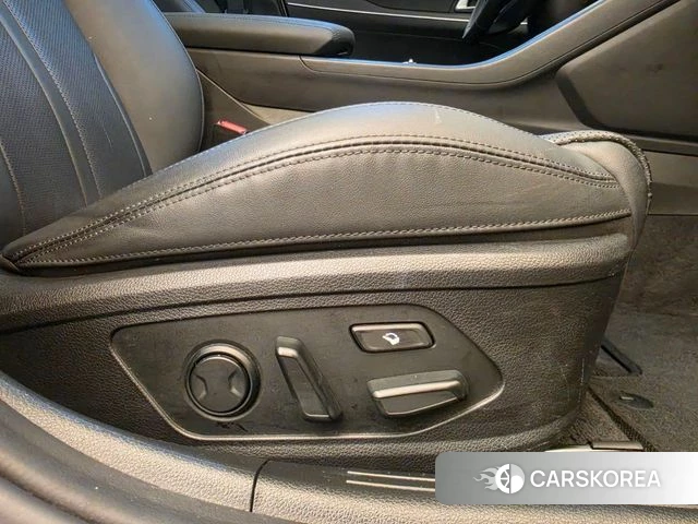 Kia K5 3rd generation 2022 Белый из Кореи, фото 2